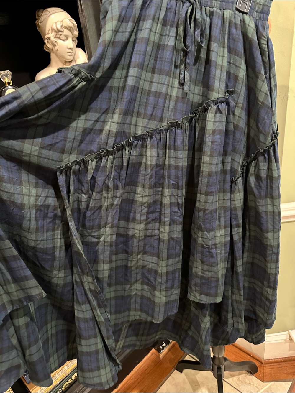 Scarlet Darkness Renaissance Plaid Maxi Skirt – Asymmetrical Hem – Size Small - Picture 5 of 9